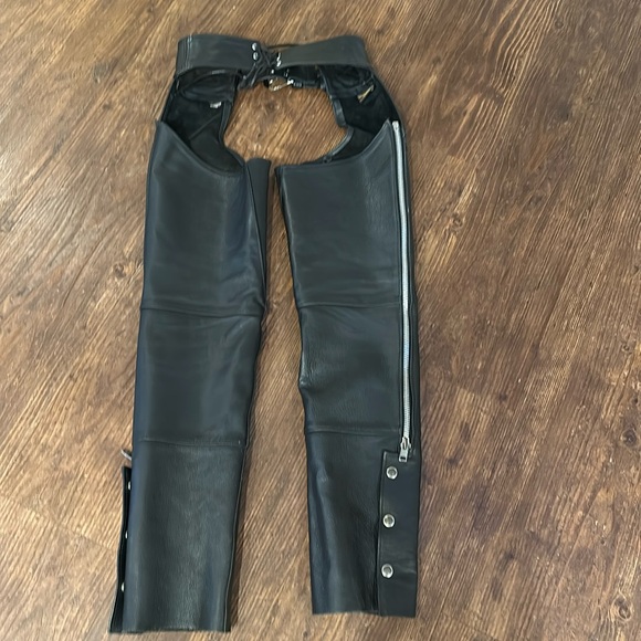 Women’s Harley chaps - Picture 4 of 14